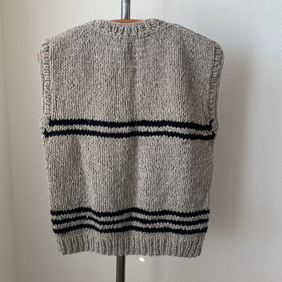 Vintage handmade chunky knit vest eclectic grandpa academic preppy scandi girl - Picture 3 of 3